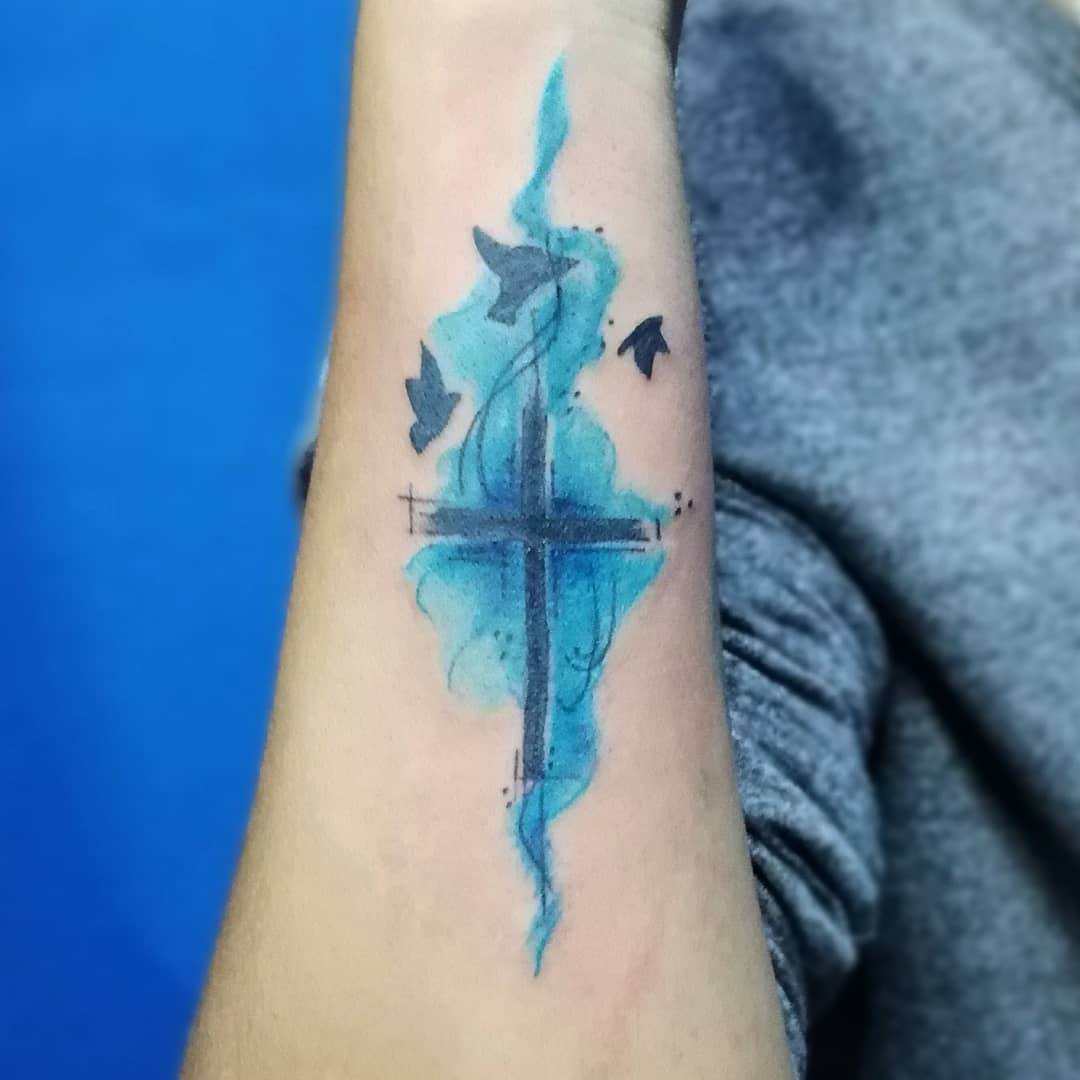 cross tattoo 21