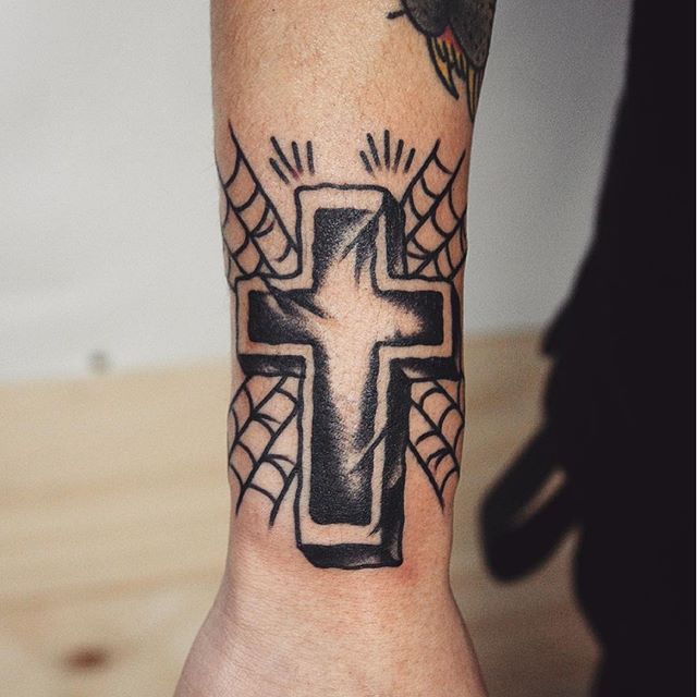 cross tattoo 59