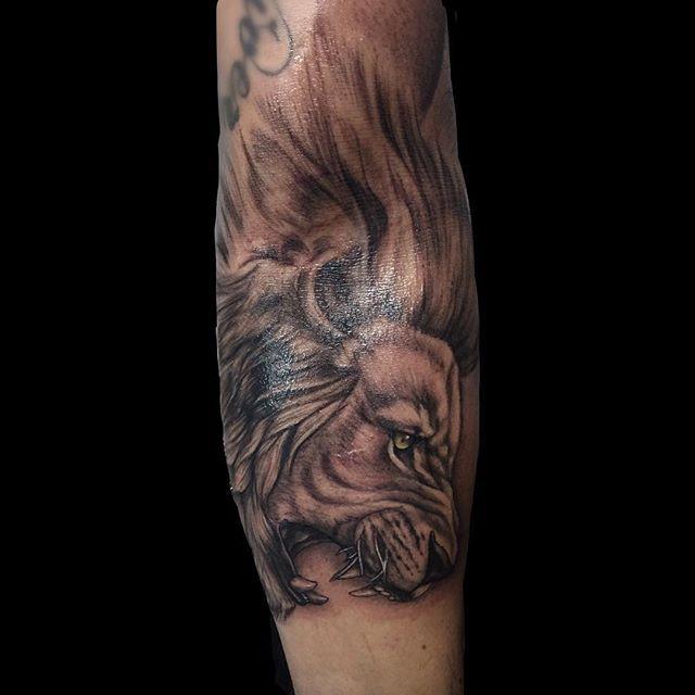 lion tattoo 19