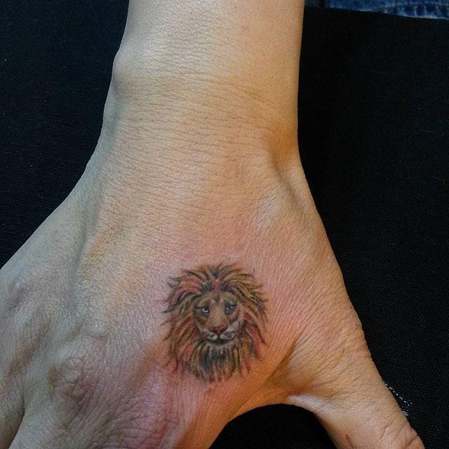 lion tattoo 63