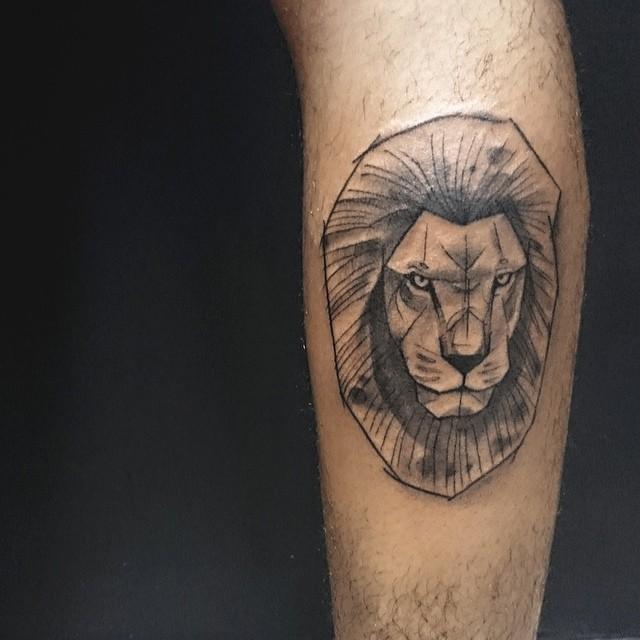 lion tattoo 75