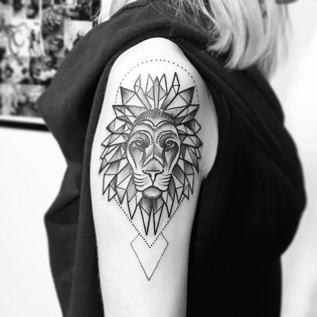 lion tattoo 99