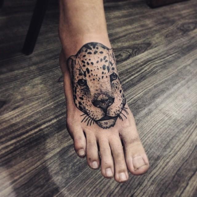 tatuaje en el pie 131
