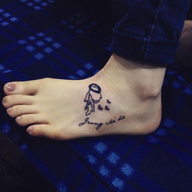 tatuaje en el pie 141