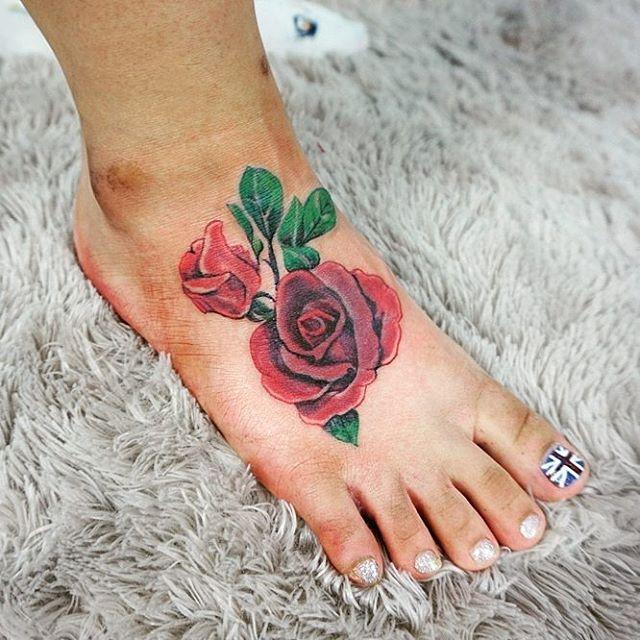 tatuaje en el pie 211