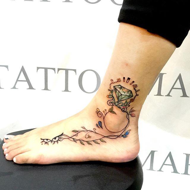 tatuaje en el pie 371