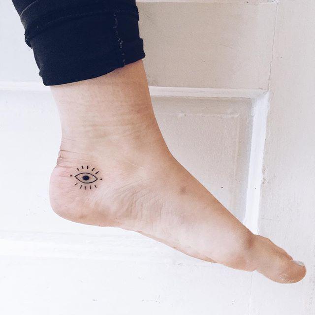 tatuaje en el pie 731