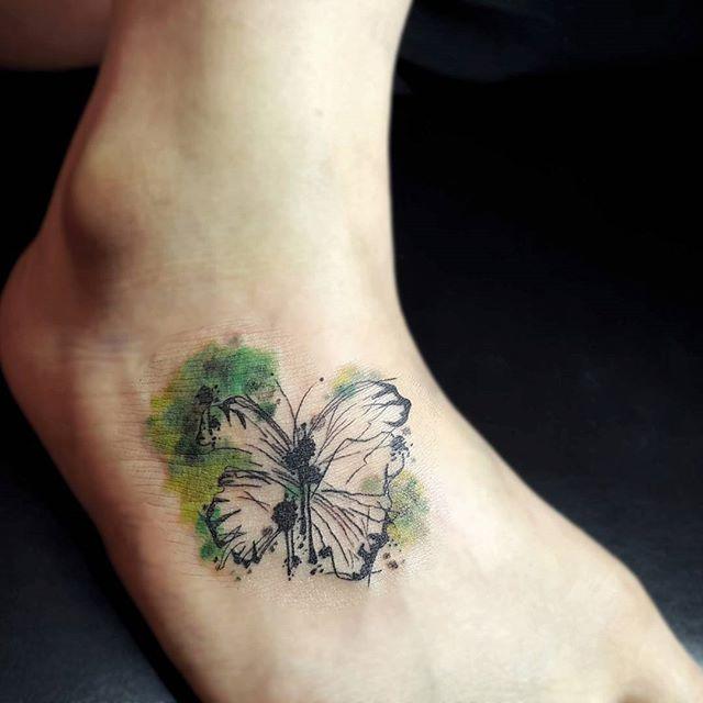 tatuaje en el pie 871