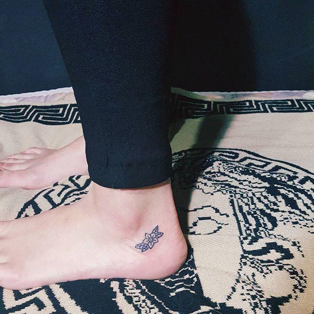 tatuaje en el pie 881