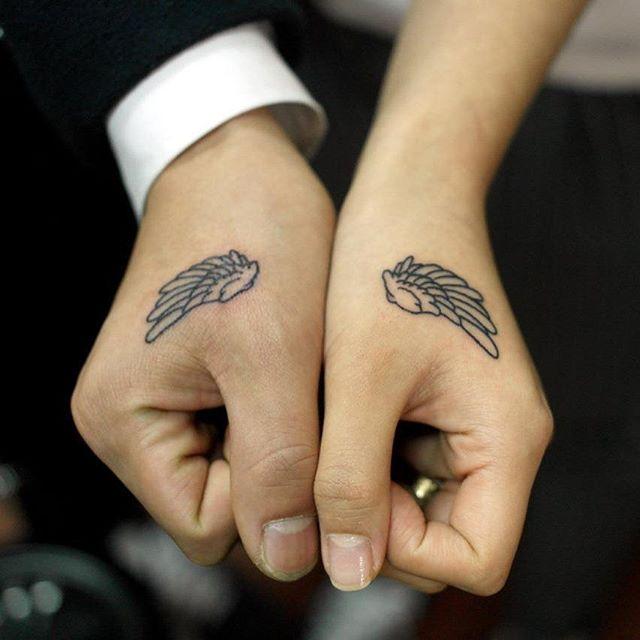 tatuaje pareja de novios 711