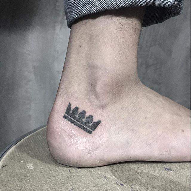 tatuaje corona 631