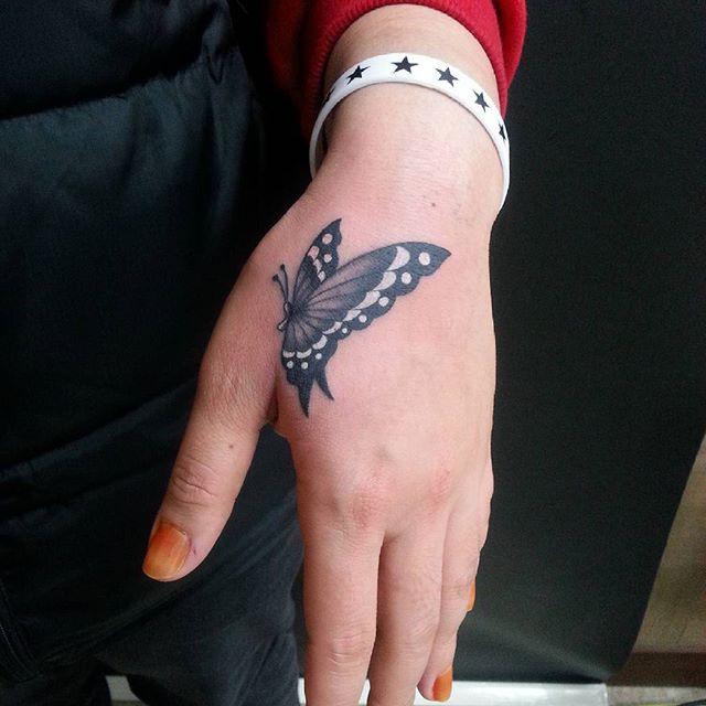 tatuaje mariposa 11