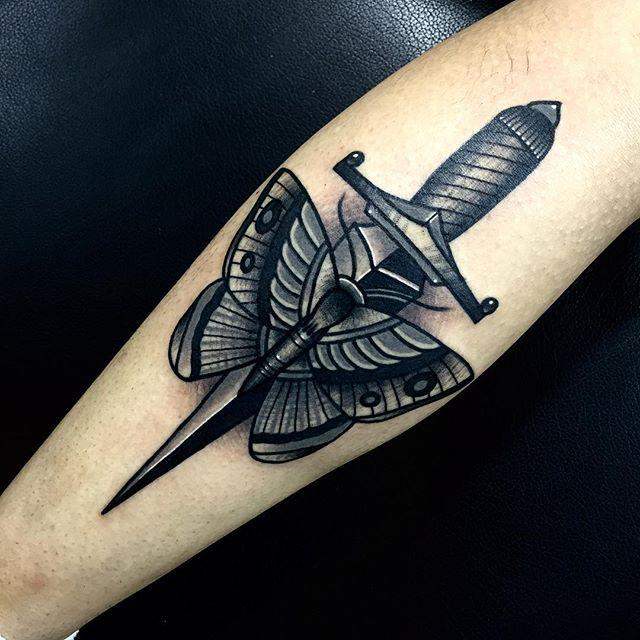 tatuaje mariposa 281
