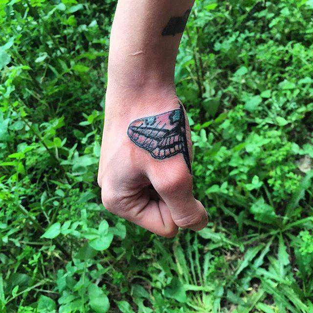 tatuaje mariposa 51