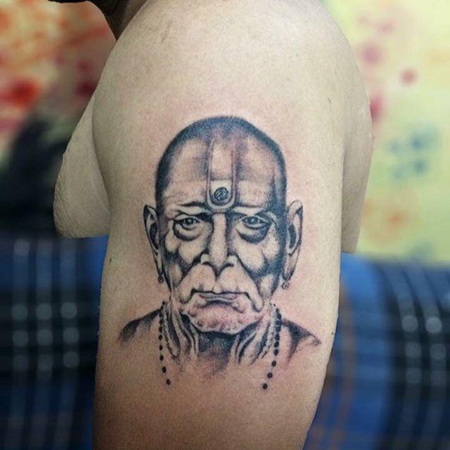 tatuaje motivo religioso 21