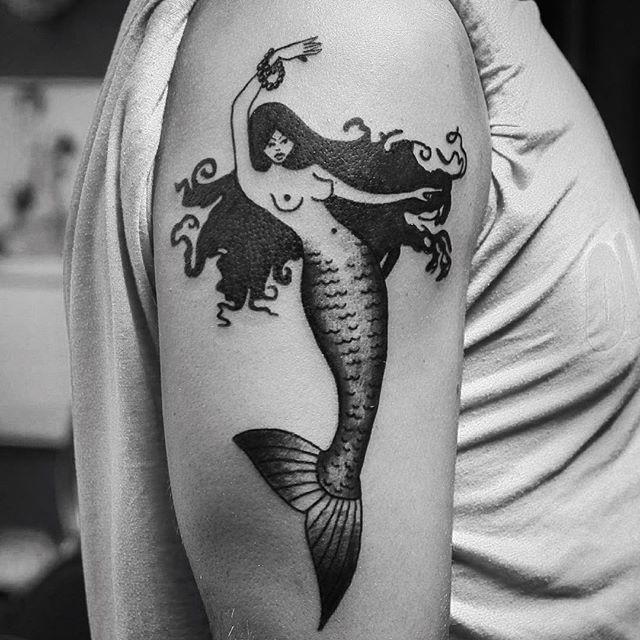 tatuaje sirena 61