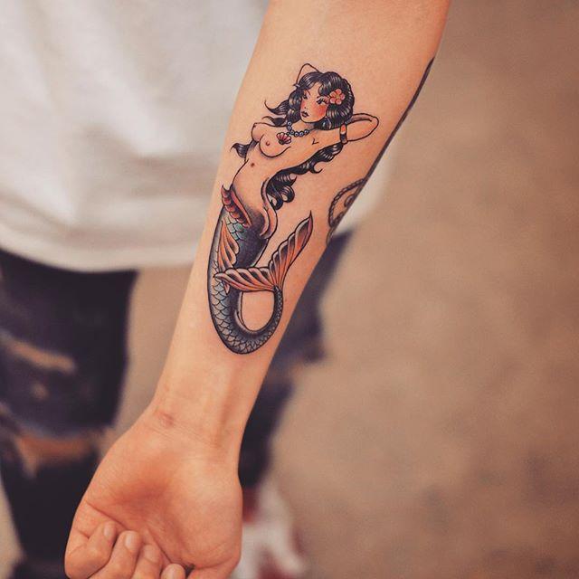 tatuaje sirena 81