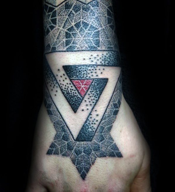 tatuaje triangulo penrose 90