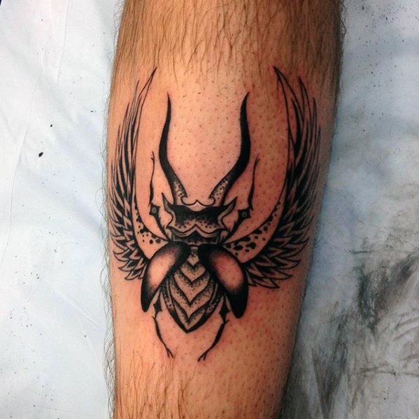 tatuaje escarabajo 110