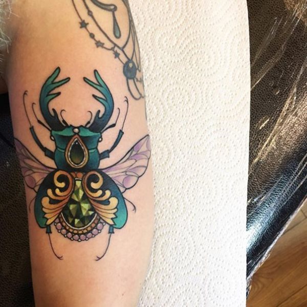 tatuaje escarabajo 98