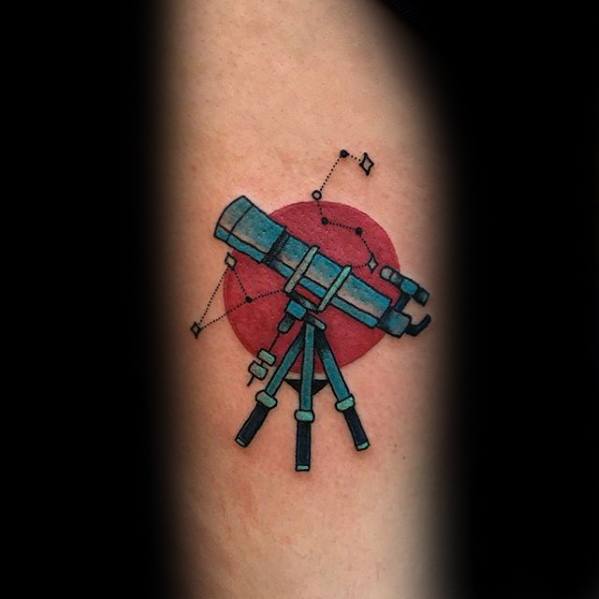 tatuaje telescopio 85