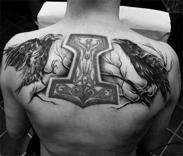tatuaje cuervos Hugin Munin 96