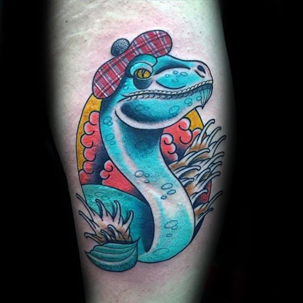 tatuaje monstruo lago ness 54