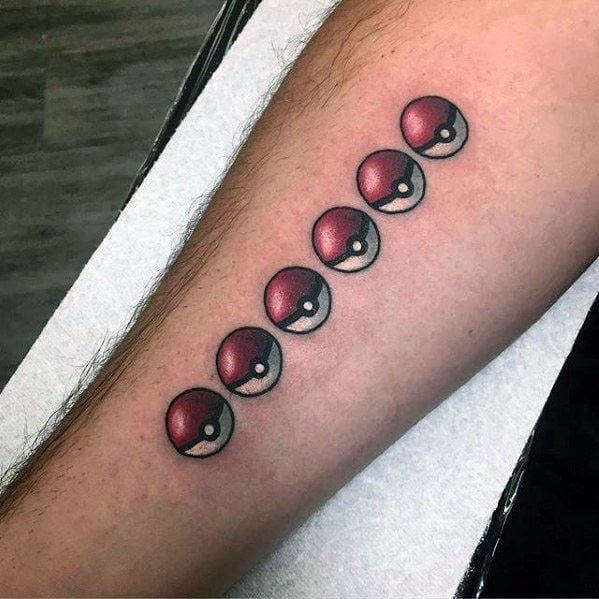tatuaje pokeball 84