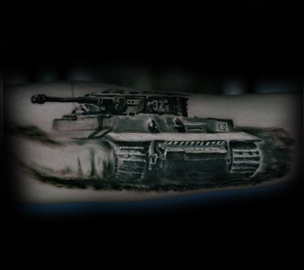 tatuaje tanque militar 40