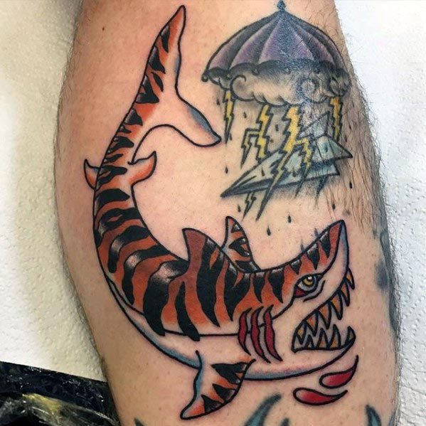 40 Tatuajes del tiburón tigre (con el significado)