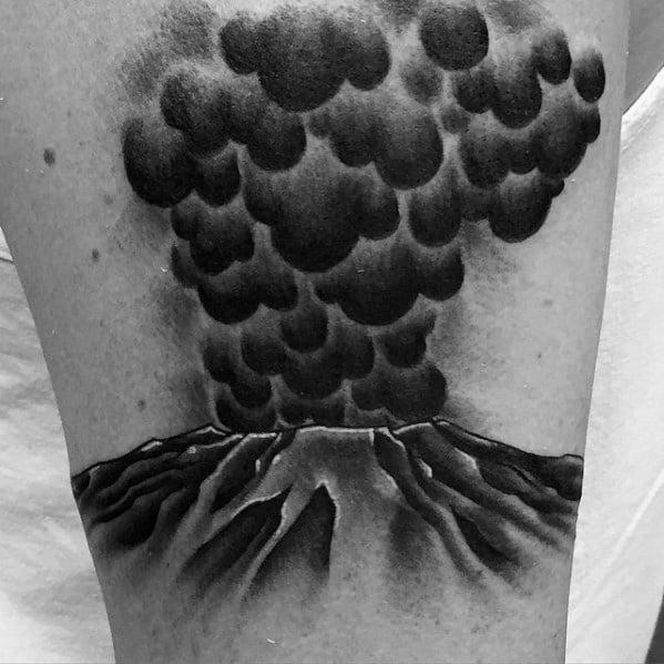tatuaje volcan 74