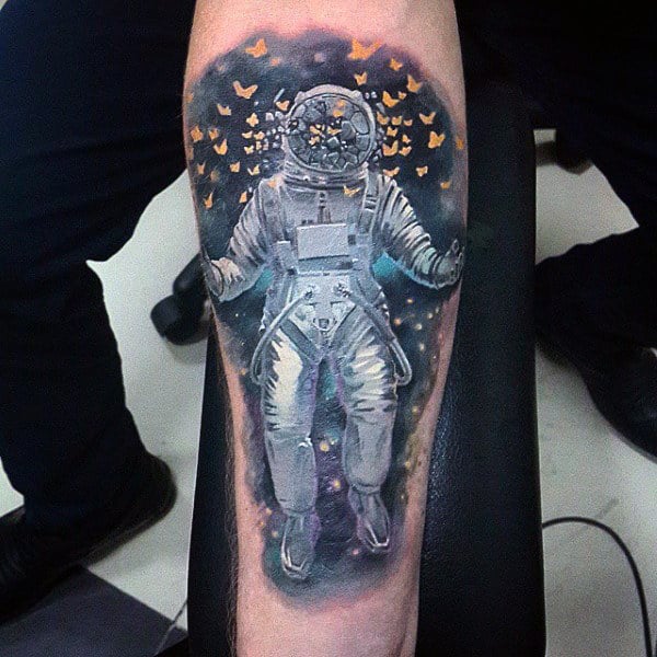 tatuaje astronauta astronomia 21