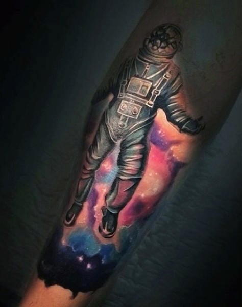 tatuaje astronauta astronomia 253