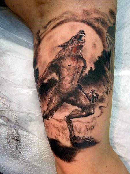 tatuaje hombre lobo 149