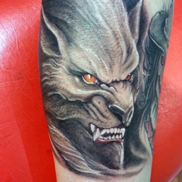 tatuaje hombre lobo 185