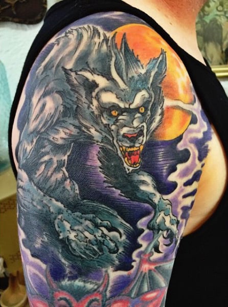 tatuaje hombre lobo 209