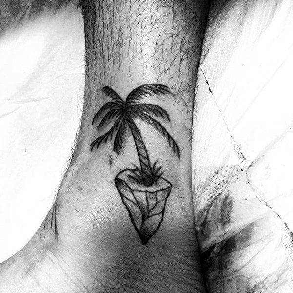 tatuaje palmera 213