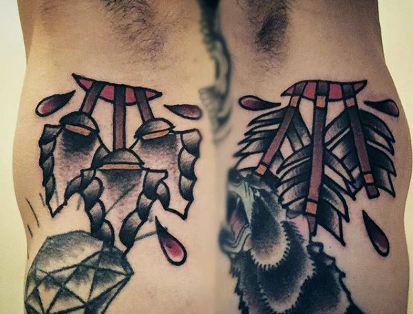 tatuaje punta flecha 153