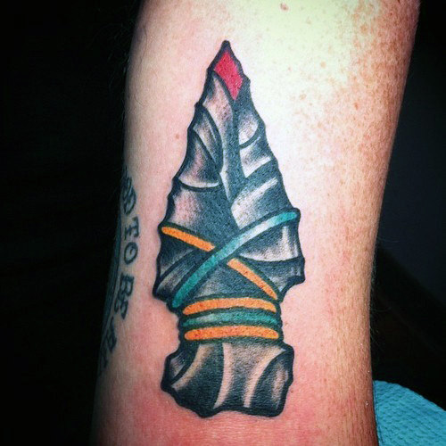 tatuaje punta flecha 241