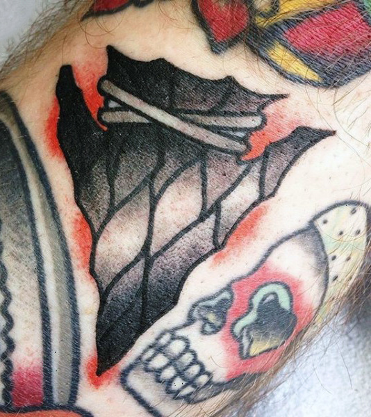 tatuaje punta flecha 97