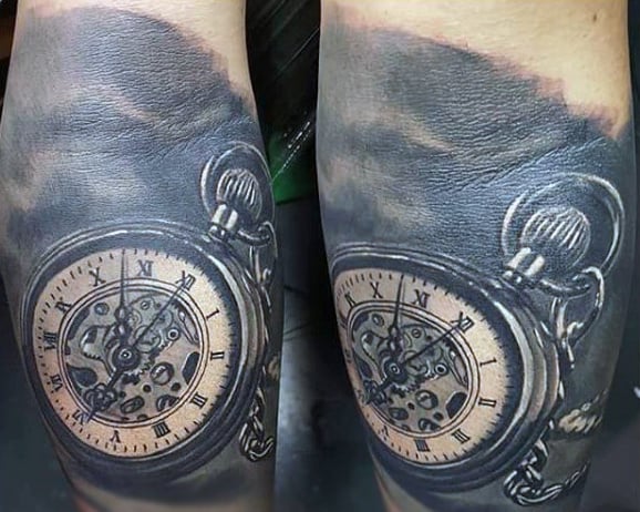 tatuaje reloj de bolsillo 197