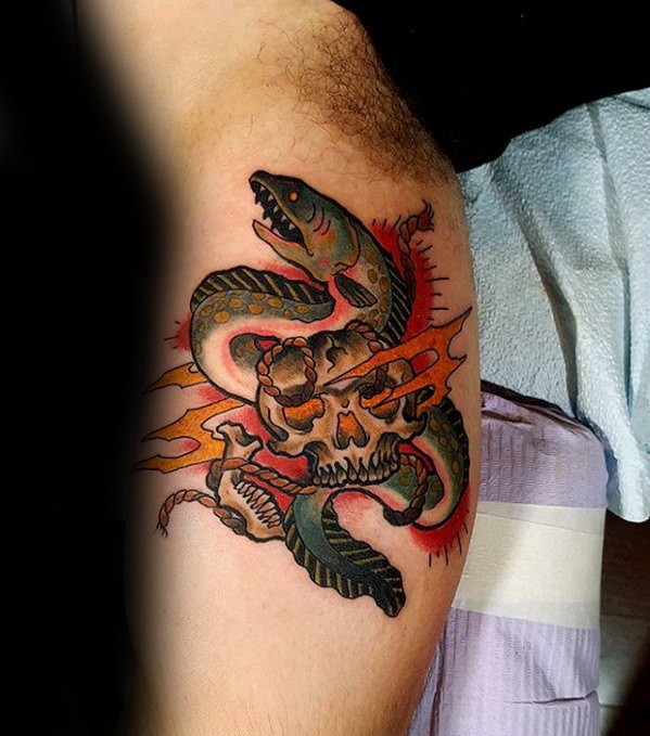 tatuaje anguila 58