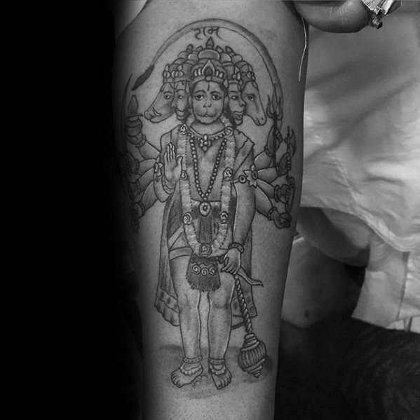 tatuaje dios januman 58