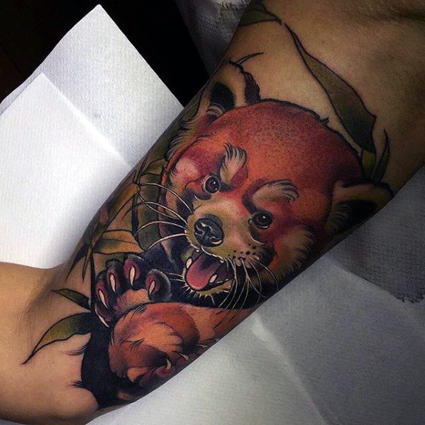 tatuaje panda rojo 74