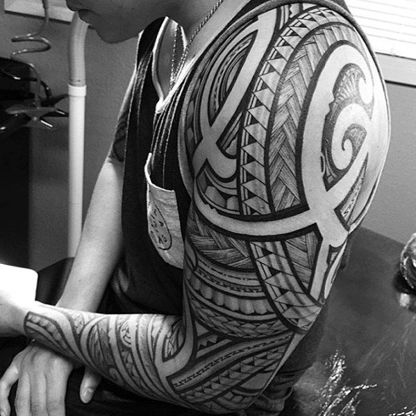 65 Tatuajes de tribales filipinos (con el significado)