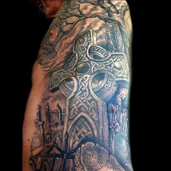 tatuaje cruz celta 117