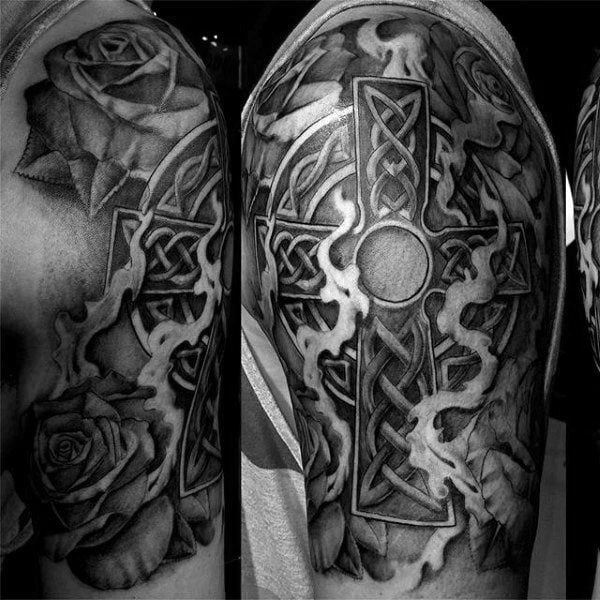 tatuaje cruz celta 205