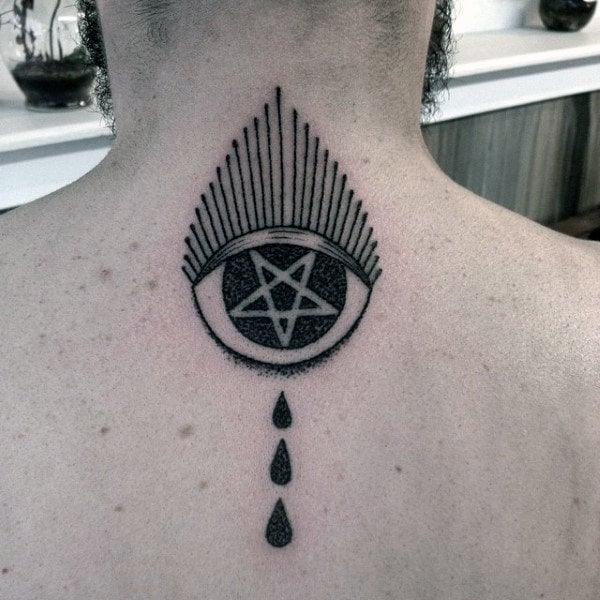 tatuaje estrella pentagrama 153