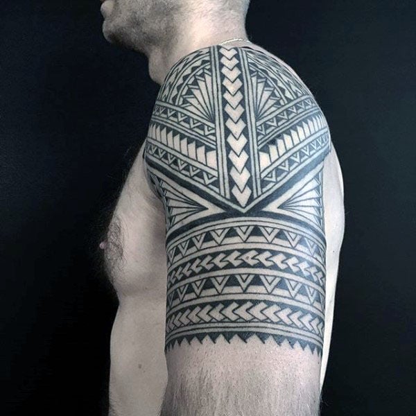 tatuaje tribal brazo 189