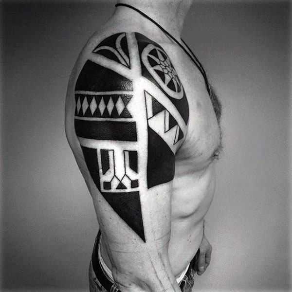 tatuaje tribal brazo 265